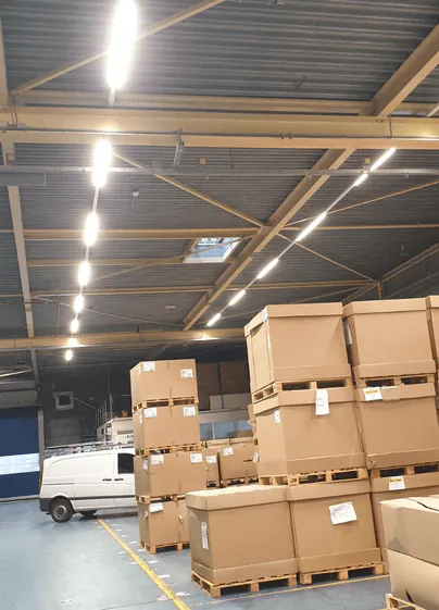 Polytec Lagerhalle